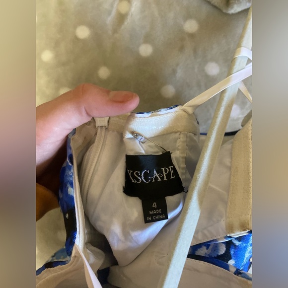 Perfect condition (worn once) - Picture 4 of 6